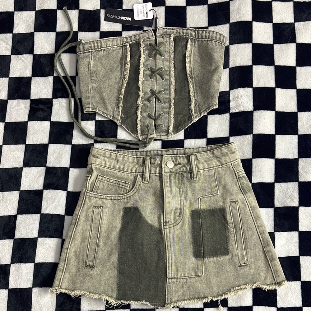 Fashion Nova Denim Corset Top and Skirt Set Brand New With Tags 🏷️